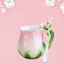Lade das Bild in den Galerie-Viewer, Teetasse in wunderschönem Rosendesign