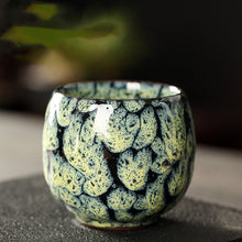 Lade das Bild in den Galerie-Viewer, Kung-Fu Teetasse