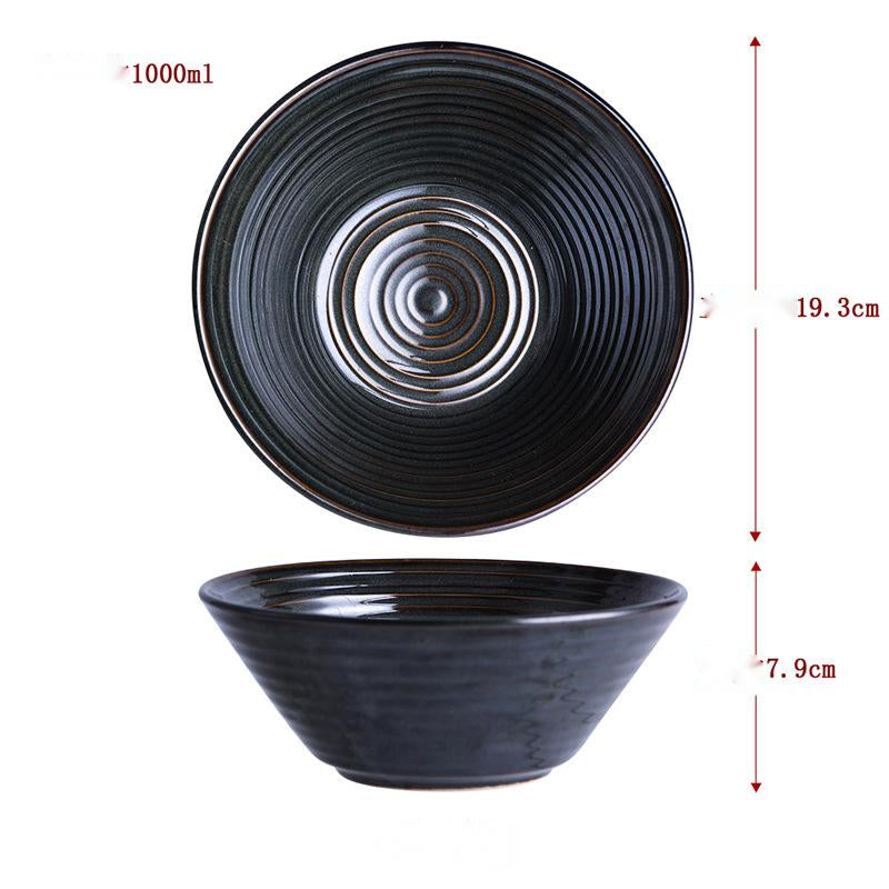 Japanische Faden-Ramen-Schüssel