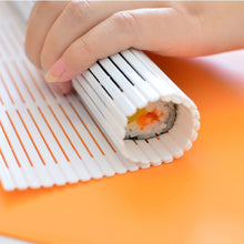 Lade das Bild in den Galerie-Viewer, Sushi Making Set
