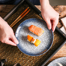 Lade das Bild in den Galerie-Viewer, Japanische Keramik Teller
