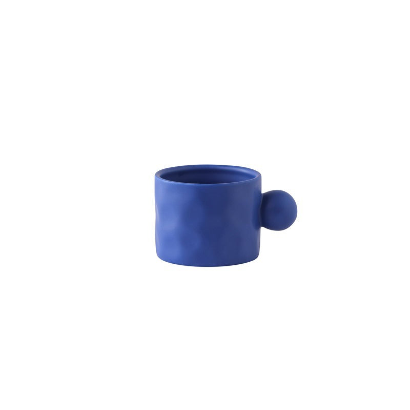 Modern Minimalistische Keramiktasse mit Blau-Weißem Design und Gesprenkeltem Muster - Temperaturbeständig und Mikrowellengeeignet