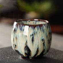 Lade das Bild in den Galerie-Viewer, Kung-Fu Teetasse
